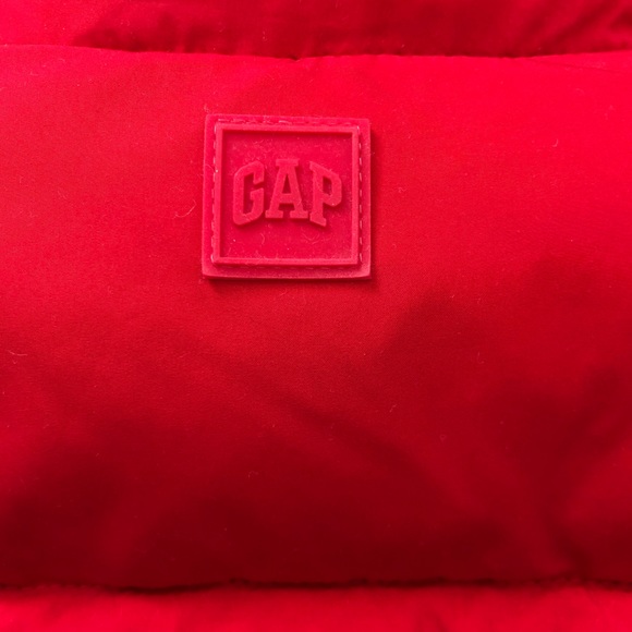 SOLD - GAP Red Warm Fall Winter Puffer Snap Pocket Full Zipper Puffy Vest Size 5 - Picture 10 of 12
